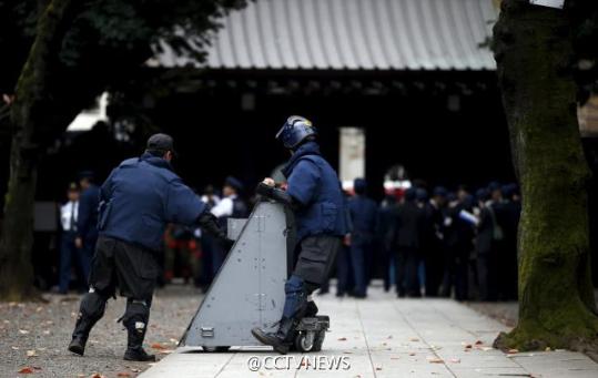 日本公审靖国神社涂鸦男子事件，正义的天平如何衡量？